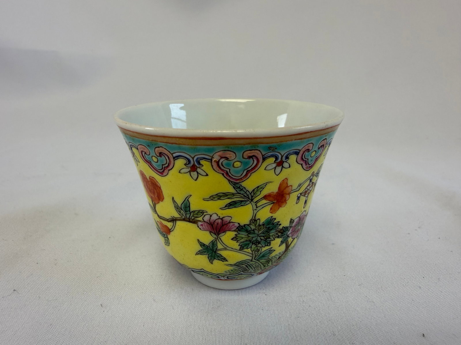 Chinese famille rose pattern porcelain China tea cup blue and white mark (1 of 5)