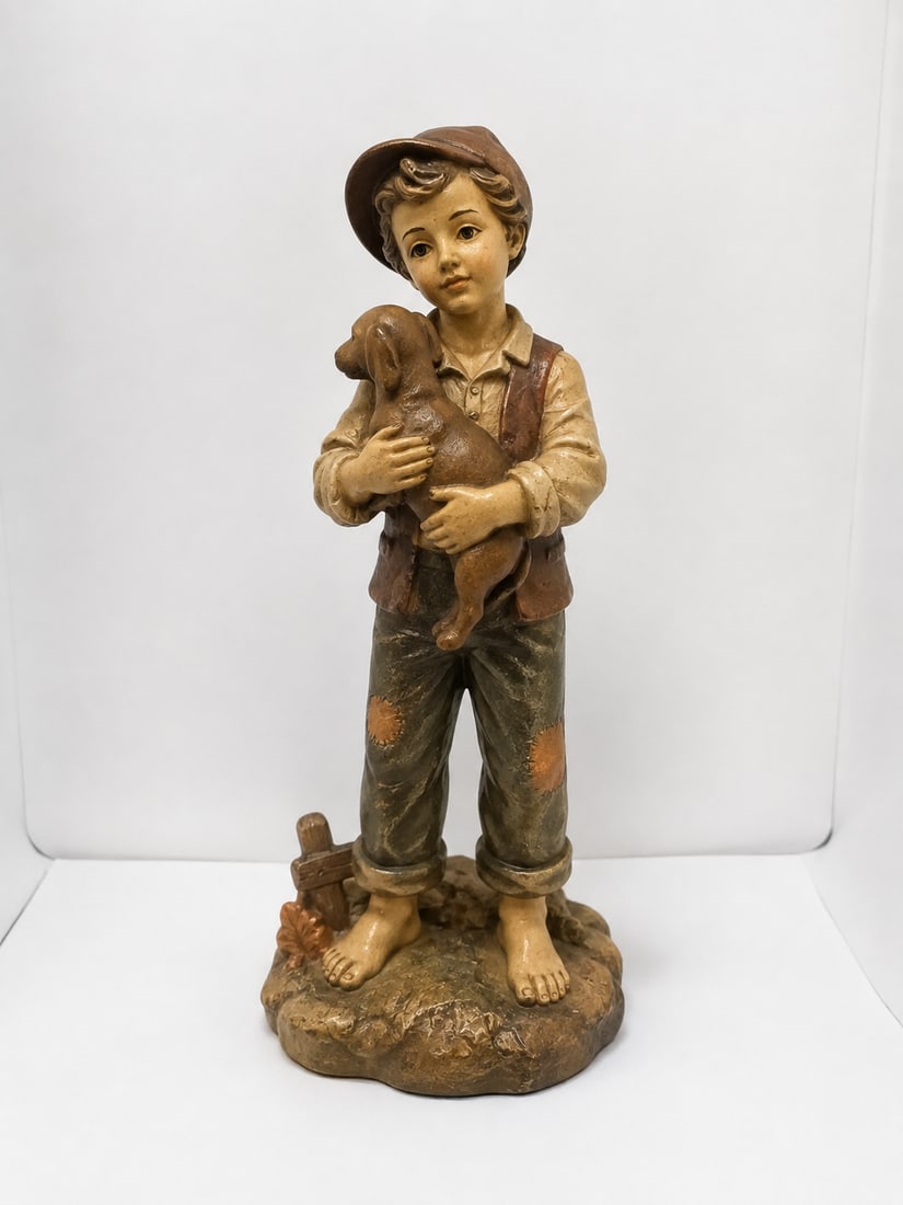 hand painted wood sculpture: Size: 9 inch. Provenance: From Philadelphia PA collector. Preview Day: Preview open On Sep 5th Sat 10AM-4 PM, welcome. We can offer Affordable, Reliable packing and shipping to all over the world for 