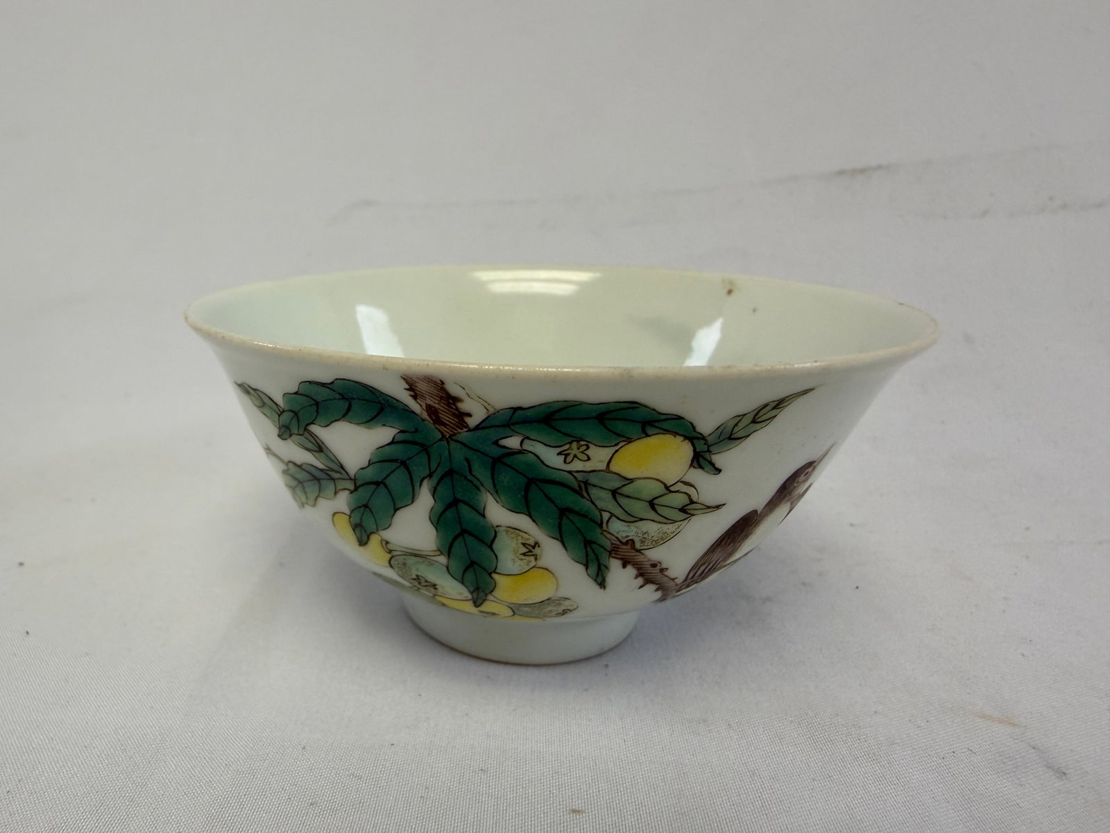 Chinese antique famille rose birds porcelain bowls blue and white mark (1 of 5)