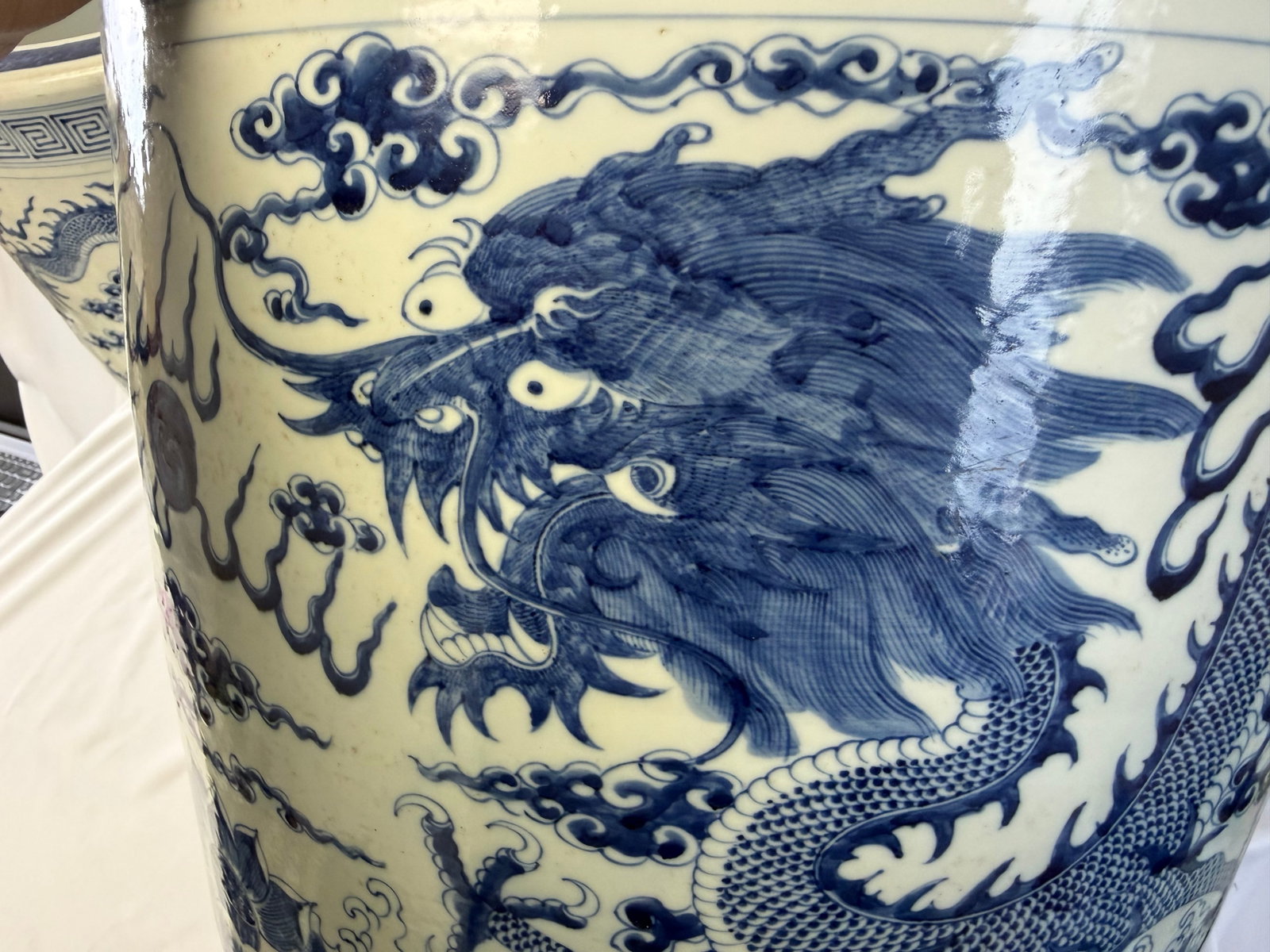 Large Pair of Chinese blue and white dragons porcelain vases - 14