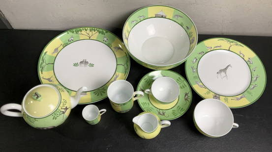 Hermes "Africa" Green 102pc Set: Buyer Premium 10% BP MFG Hermes "Africa" Green 102pc Set Located in: Chattanooga, TN A rare and discontinued 102 piece set of Hermes porcelain dinnerware in the 'Africa' green pattern. A complete serv