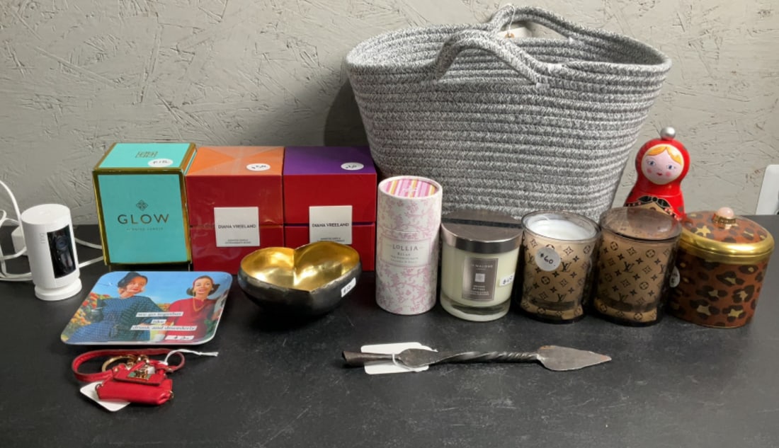 Candles, Bath Salt & More (1 of 8)