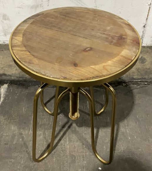 Sterling Rhythm Kings Accent Table: Buyer Premium 10% BP MFG Sterling Rhythm Kings Accent Table Size (WDH) 12"W Located in: Chattanooga, TN Adjustable Height *Sold As Is Where Is* 2017 G-6-A