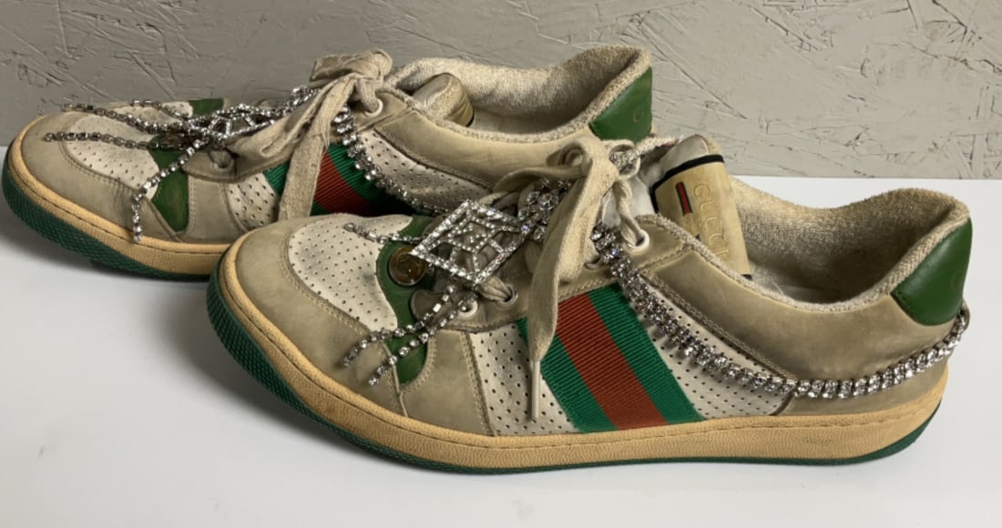 Gucci Web Accent Suede Sneakers: Buyer Premium 10% BP MFG Gucci Web Accent Suede Sneakers Located in: Chattanooga, TN Women's Size 10 *Sold As Is Where Is* 4044 F-5-B