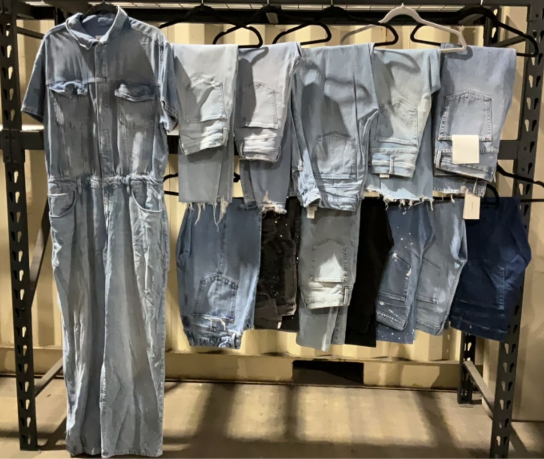 Designer Brands Women's Denim Jeans (1 of 20)