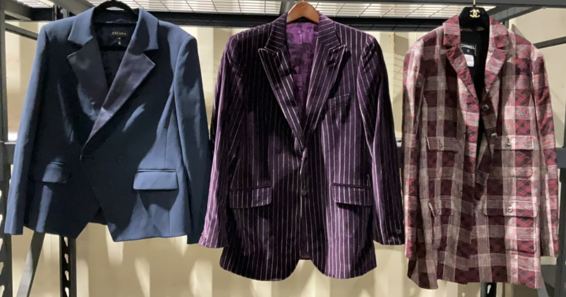 (3) Ted Baker, Chanel, Escada Women's Blazers: Buyer Premium 10% BP MFG Ted Baker, Chanel, Escada Women's Blazers Located in: Chattanooga, TN Chanel, Teb Baker, Escada Assorted Sizes *Sold As Is Where Is* 4519 E-6-E