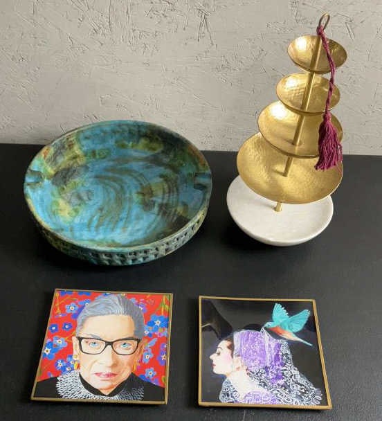 Ashley Longshore Decor Plates & Others (1 of 6)