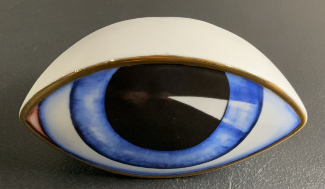 L'OBJET Porcelain Paperweight (1 of 3)