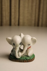 Vintage Artmark Snuggling Elephants