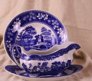 Blue Willow Copeland England Spode’s Tower