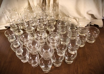 Collectible ARCO Glassware Set