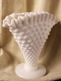 MCM Vintage Fenton Ruffled Fan Hobnail Milk Glass Vase