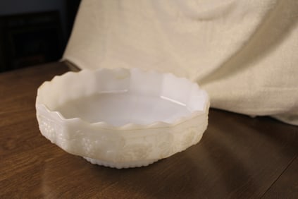 Vintage MCM Anchor Hocking Fire King Milk Glass Grape Leaf Motif Pedestal Foot Vessel