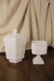 Vintage Anchor Hocking Fire King Milk Glass Cookie Or Biscuit Jar