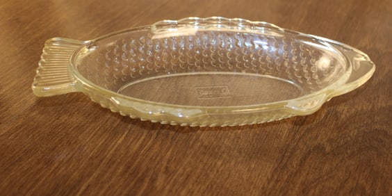 Made in USA GlasBake Fish Shaped Relish Tray