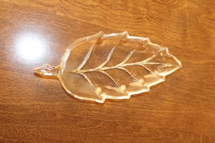Leaf Shaped Relish Tray Glass