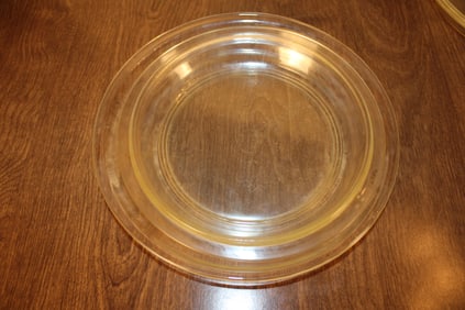 Anchor Hocking and Pyrex Glass Pie Dishes