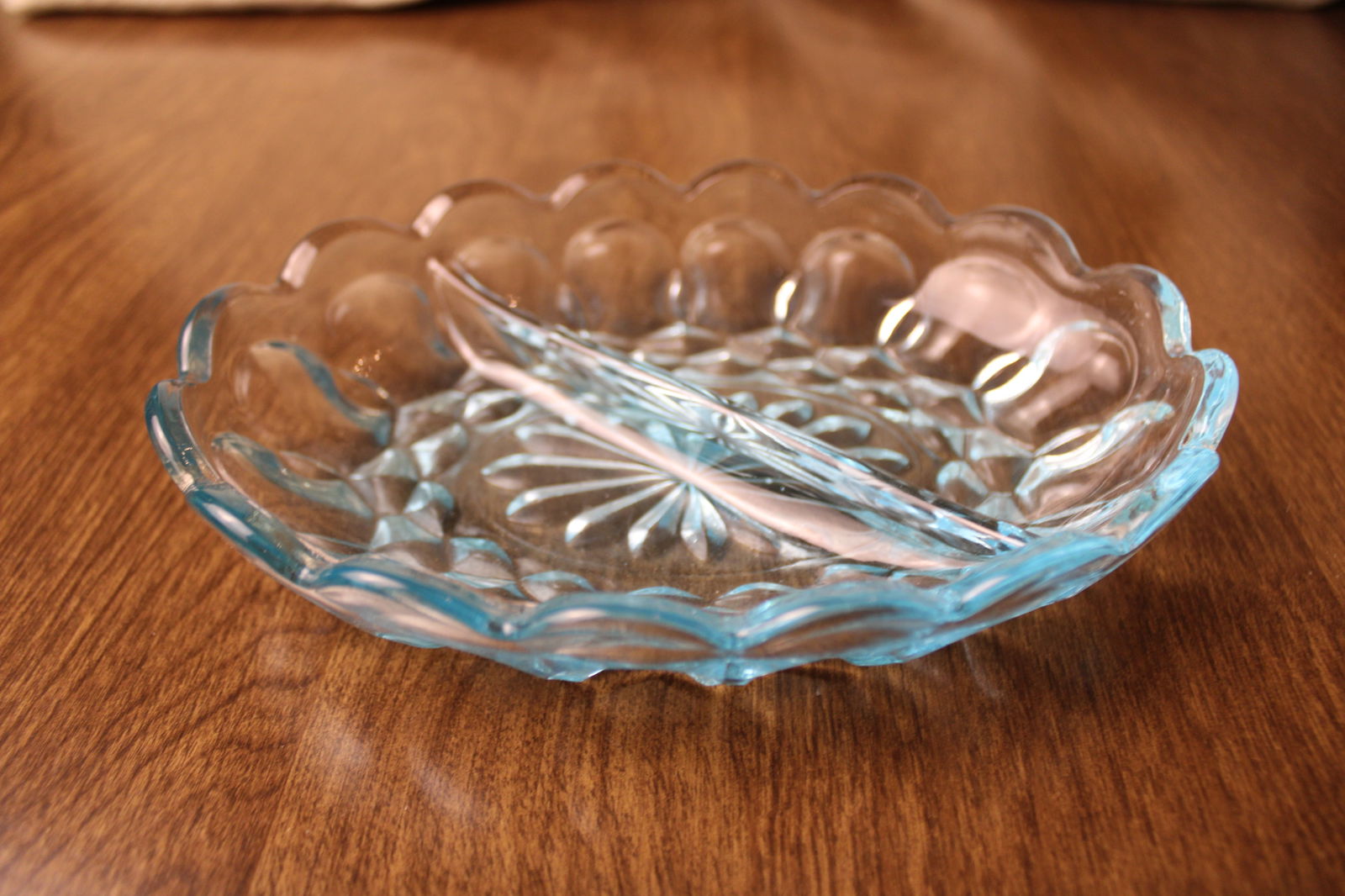 Anchor Hocking Fairfield Laser Blue Glass Relish Dish (1 of 4)