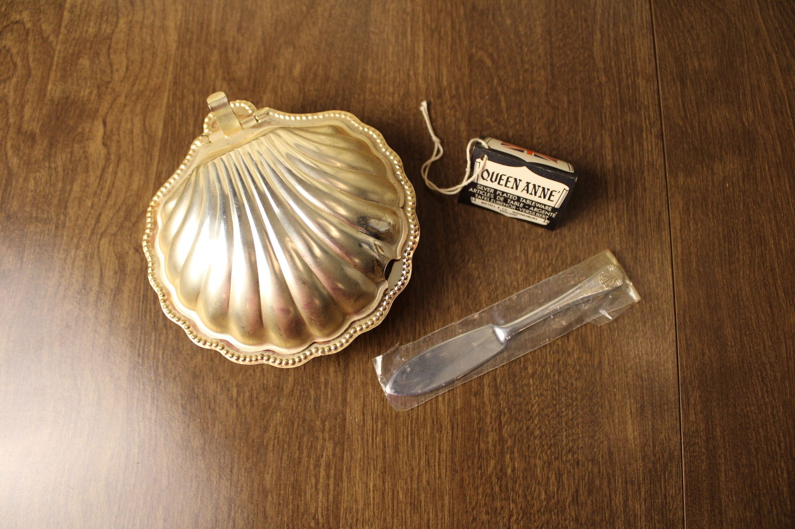 Mayell & Co. Queen Anne Gold Plated Butter Dish (1 of 5)