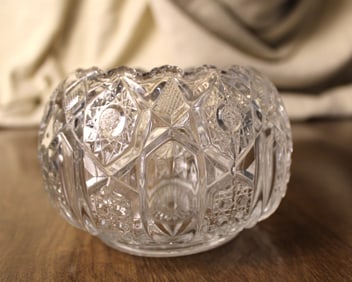 Vintage MCM Quintec Pattern Rose Bowl PresCut Glassware