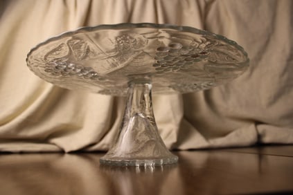 Indiana Glass Co Harvest Grape Cake Stand