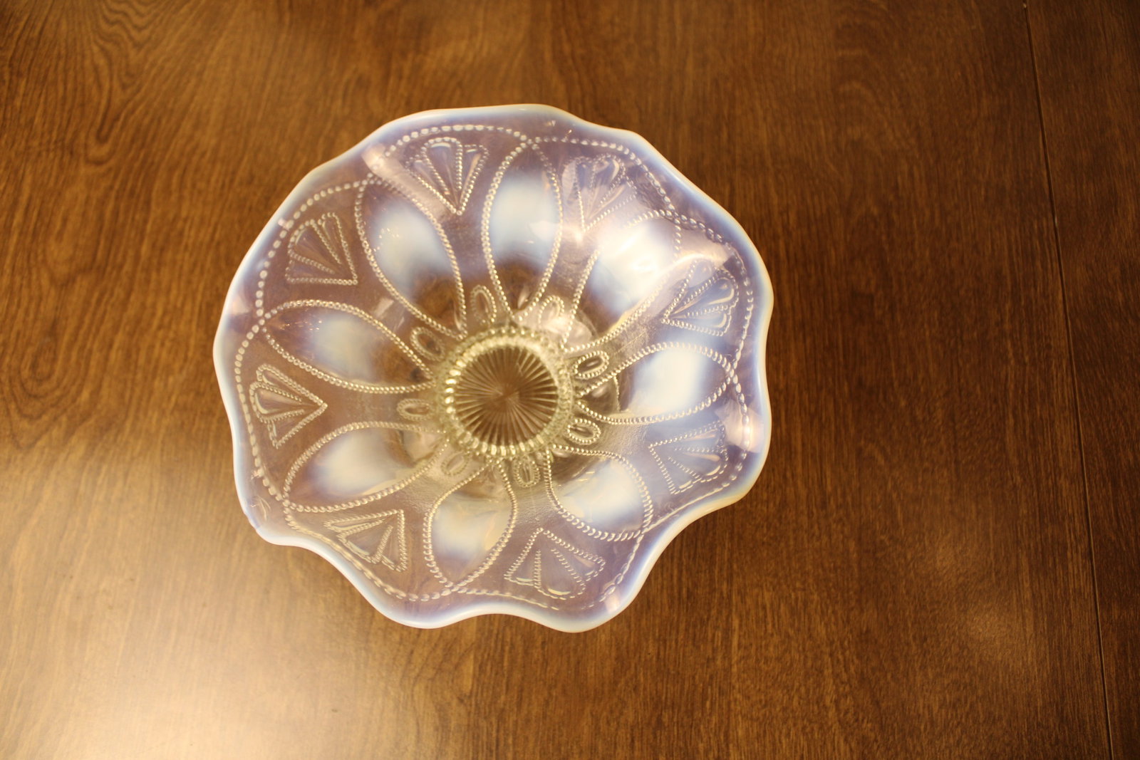 Northwood "Roulette" Opalescent Glass Footed Bowl: Northwood "Roulette" Opalescent Glass Footed Bowl