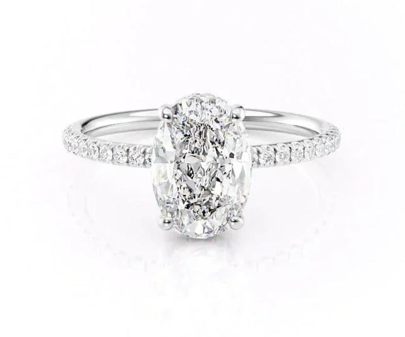 Luxury IGI Certified 1.70 Ct Natural Oval Diamond Ring in 14K White Gold (1 of 3)