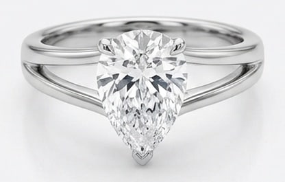 Lab Grown 5.00 Ct Pear Diamond Ring – Modern split-shank solitaire setting with floating pear: Chic and distinctive, this ring showcases a 5.00 carat lab grown Pear center diamond. White Gold gives the piece a refined, neutral foundation for daily wear or events. The overall style follows a mod