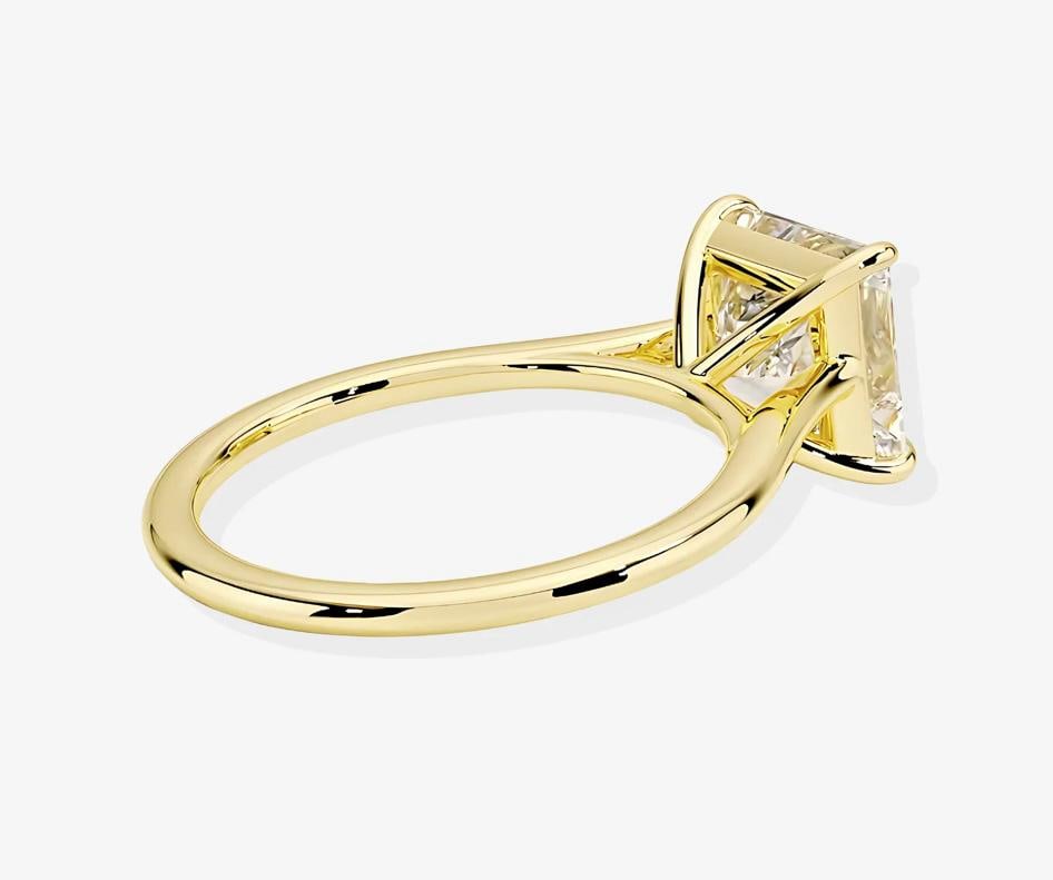 lab-grown diamond 3.00 CT Round Split-Shank Diamond Ring: 3 CT Round lab-grown diamond Diamond in split-shank pav? 14K Yellow Gold setting. Excellent brilliance & clarity. Gift box included. Each lab-grown diamond diamond is ethically created with exceptiona