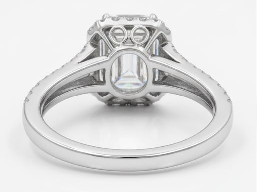 lab-grown diamond 5.00 CT Marquise-Cut Diamond Cathedral-Style Ring in 14K White Gold: This unique lab-grown diamond diamond ring showcases a 5.00 carat marquise-cut center stone in a cathedral-style design, expertly crafted in 14K White Gold. The elegant rounded band is designed to sit