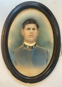Antique Hand Colored Oval Frame Of Civil War Soldier