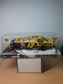 2003 Matt kenseth Hot Wheels Artist Collection #17 DEWALT 1/24 Rare