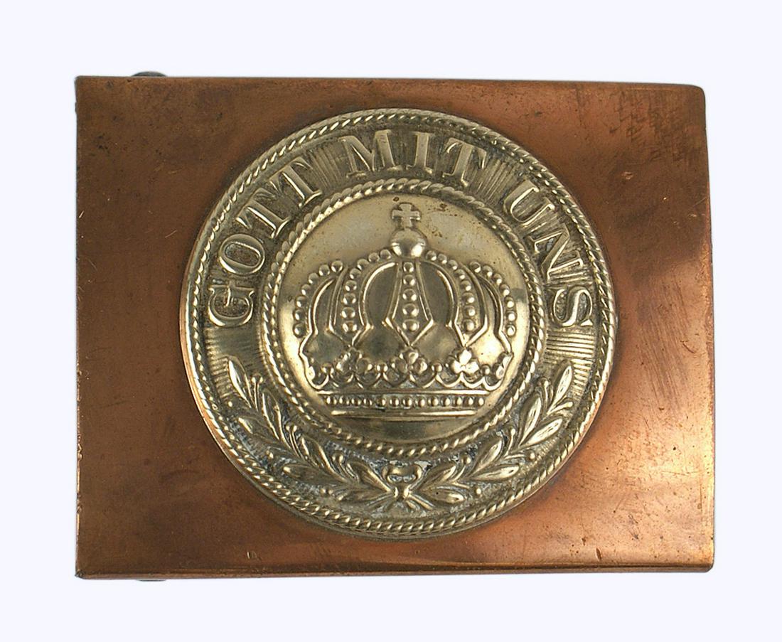 German WWI NCO copper finish buckle: H-004 German WWI NCO copper finish belt buckle. Nickeled roundel with a detailed crown, "GOTT MIT UNS" and oak leaves. II+