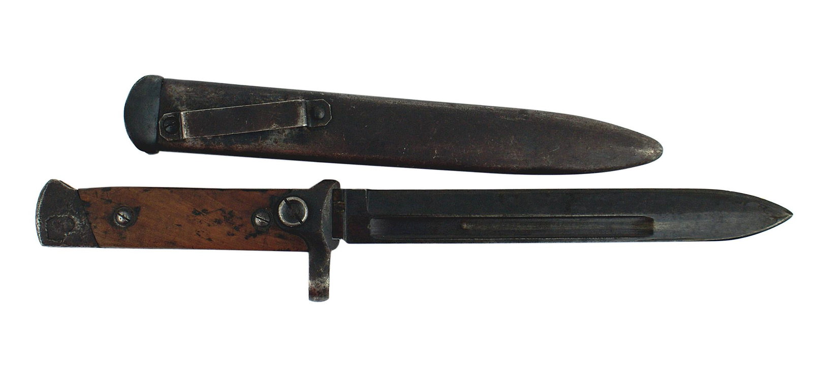 Italian M1938 folding bayonet: D-071 Italian M1938 folding 6 7/8" blued blade. Darkened pommel, backstrap, muzzle ring and press button. Wood grips. Steel scabbard with a metal belt loop. Used on the 1938 Carcano rifle and the Bare