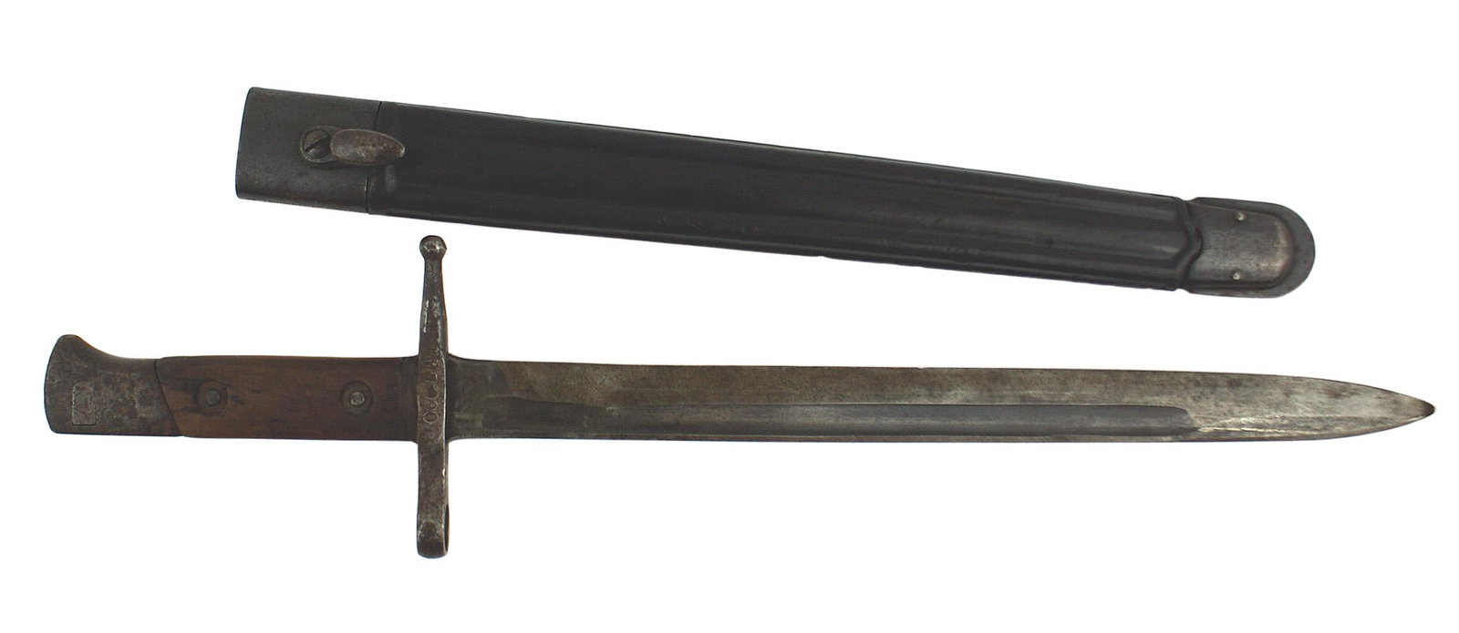 Italian M1891 Mannlicher Caracano bayonet: D-114 Italian M1891 Mannlicher Caracano bayonet. Wood grips. Aged and worn steel pommel and crossguard/muzzle ring. Marked "UY 7090". 11 5/8" blade shows some wear but still retains 40% of the blue fi