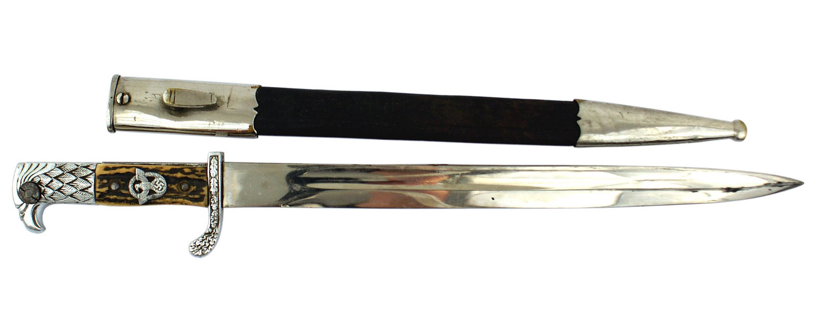 German WWII Police dress sidearm bayonet: D-012 German Third-Reich Police dress sidearm/bayonet. Silvered detailed slotted feathered eagle head pommel and turned up crossguard. Stag grips with a metal oak leaf wreath holding a Political type 