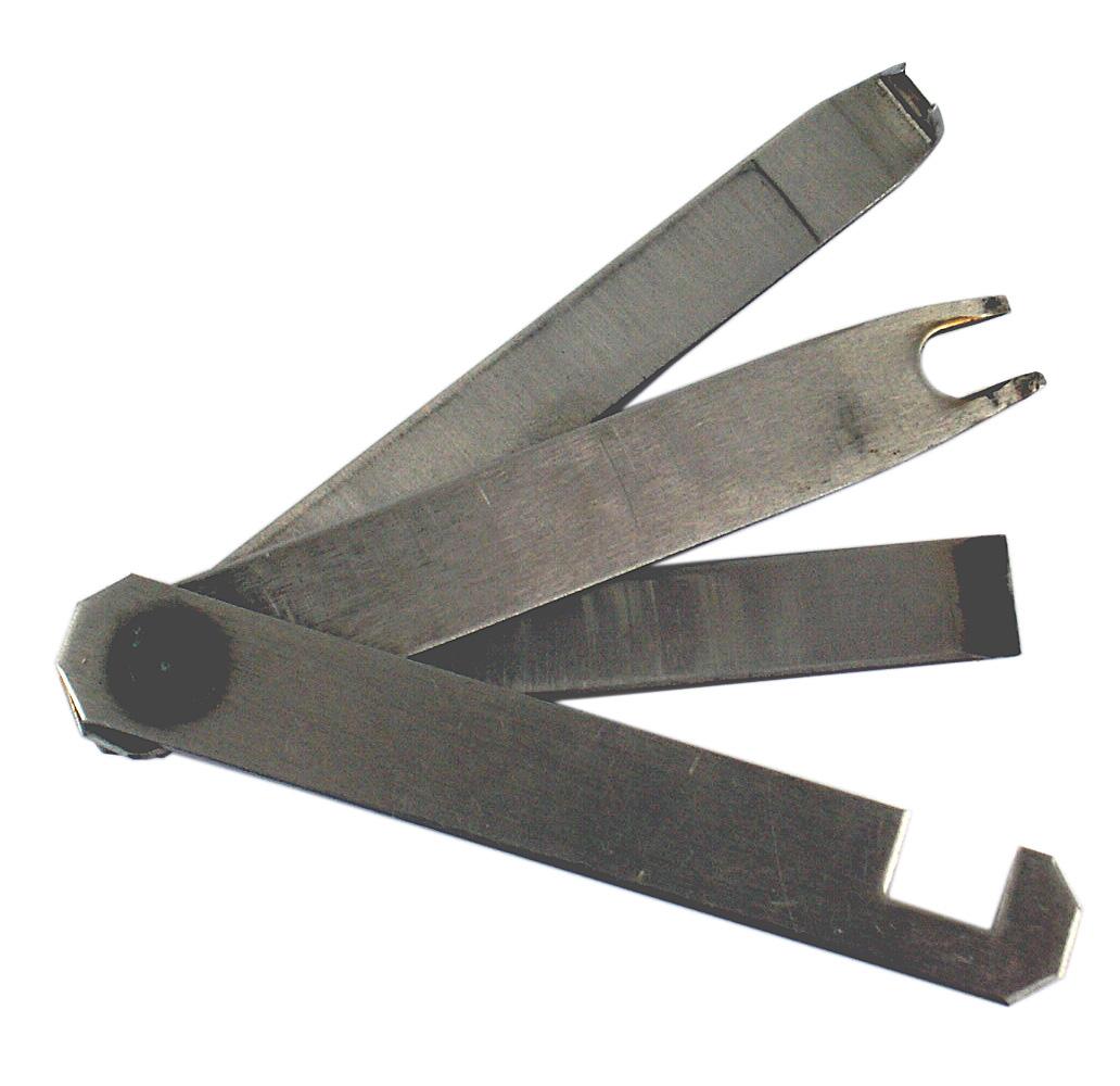 American made tool German WWII daggers: D-019 American made four - blade tool for repairing/disassembling Third-Reich daggers. Specifically made with the correct tolerences to prevent damage. II