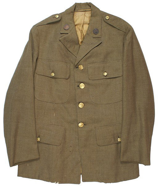 Lot U.S. M1929 tunic British WWI gas mask: F-75 Lot: (1) U.S. M1929 four-pocket O.D. wool tunic. WWI collar discs ("US" and crossed signal flags). Gilt VFW buttons. Some scattered "pinholes". (2) British WWI gas mask. Same type as the U.S. - r