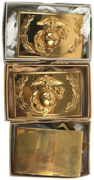 Lot 6 USMC 1970s gilt belt buckles: F-141 Lot of 6 U.S.M.C. 1970's gilt belt buckles: 3 - waist belt, with relief EGA (one with box), 2 - plain waist belt and one claw-type for the trousers belt. All mint. I
