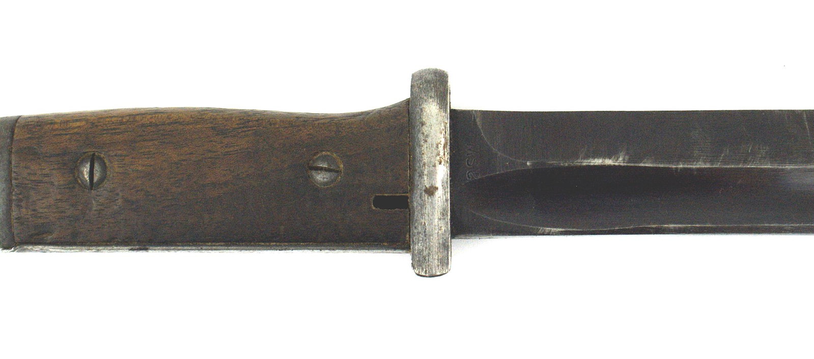 German WWII K98 bayonet: D-031 German WWII K-98 bayonet. Darkened steel pommel and short crossguard. 9 7/8" blade retains 90% of the original dark bluing. Marked "2563 Q" and "asw". Steel scabbard is numbered "2563". Shows ru