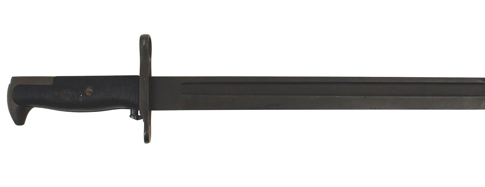 US M1942 M1 Garand Rifle Bayonet: D-043 US M1942 M-1 Garand Rifle Bayonet. Parkerized bird-head pommel and crossguard. Lined black plastic grips. 16" darkened blade is marked "OL" over an Ordnance Bomb and "1942". No scabbard. II