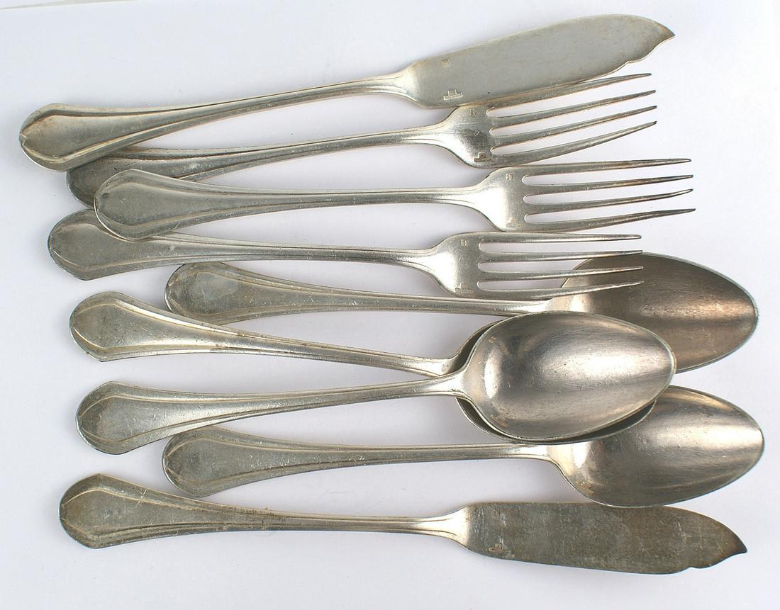 German WWII flatware from the Autobahn: H-051 Lot of Third Reich flatware form the Autobahn "Rasthaus Chiemsee" table service. Includes: four 7" soup spoons, three 7 1/8" forks and two 8 1/8" fish knives. All pieces are marked "RAR" on the