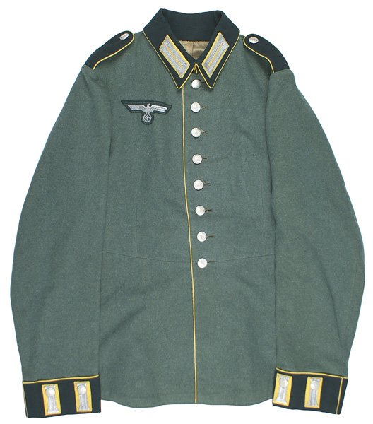 German WWII Army Signal EM parade tunic: F-45 Army Signal EM parade dress tunic. OD wool with lemon-yellow piping down front and on the dark green collar, cuffs and shoulder board. Flat silver "litzen" on lemon-yellow collar and cuff tabs. P