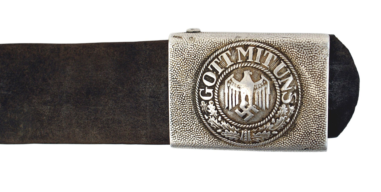 German WWII Army EM belt and buckle: F-041 German WWII Army EM belt buckle. Relief eagle/swastika, "GOTT MIT UNS" and oak leaves on a pebbled background. Black leather shows some wear. Size 35. II