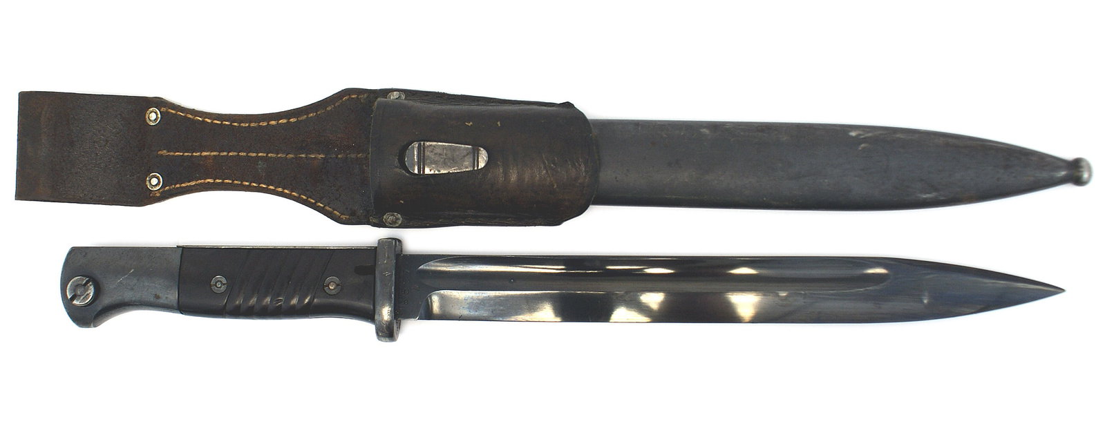 WWII German K98 bayonet: D-130 WWII German K98 Bayonet: Gun blue blade in excellent condition and marked: "E.U.F. Horster and stamped "37" on top. Matching scabbard in very good condition marked "8557". Frog dated 1938. I