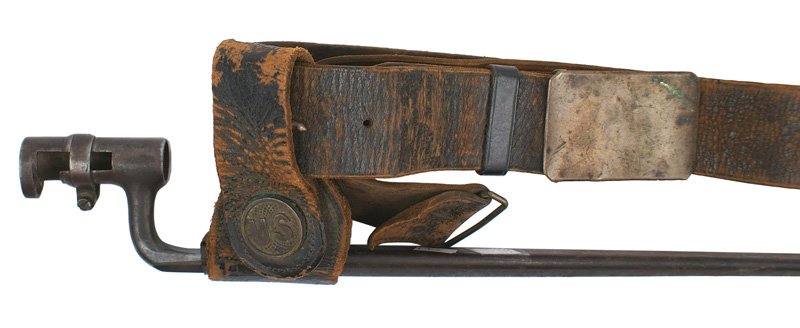 Civil War belt plate with clipped corners: K-37 Civil war type black leather belt and convex shaped brass belt plate with "clipped" corners. Some light rust/pitting on the scabbard. With an unmarked gray/dark spots/bayonet. Well-worn leather f