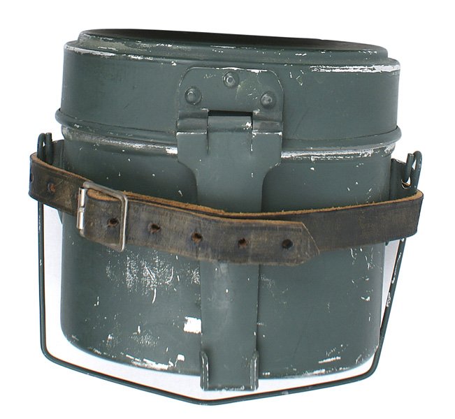 German WWII Army mess kit: N-4 German WWII Army mess kit. Some scratches to the OD finish. Inside tray has a folding handle. With a leather retaining strap. II