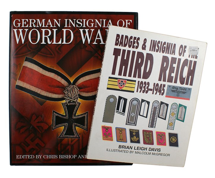 Lot 2 German reference books Badges Insignia: I-37 Lot of two: (1) "Badges & Insignia of the Third Reich 1933-1945" by Brian Leigh Davis. An excellent color illustrated reference on shoulder boards, collar tabs, cufftitles, and uniform insignia o
