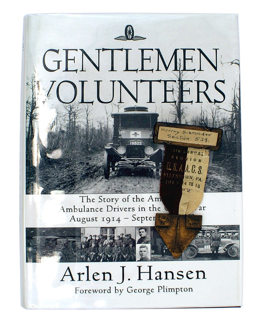 US WWI Reunion Medal Ambulance Corps: B-062 US WWI Reunion Medal "United States Army Ambulance Corps Service". Made by Whitehead and Hoag. Name tag to "Murray Schroeder" and "ALLENTOWN, PA... 1932" on ribbon (fragile). With book "Gentleme