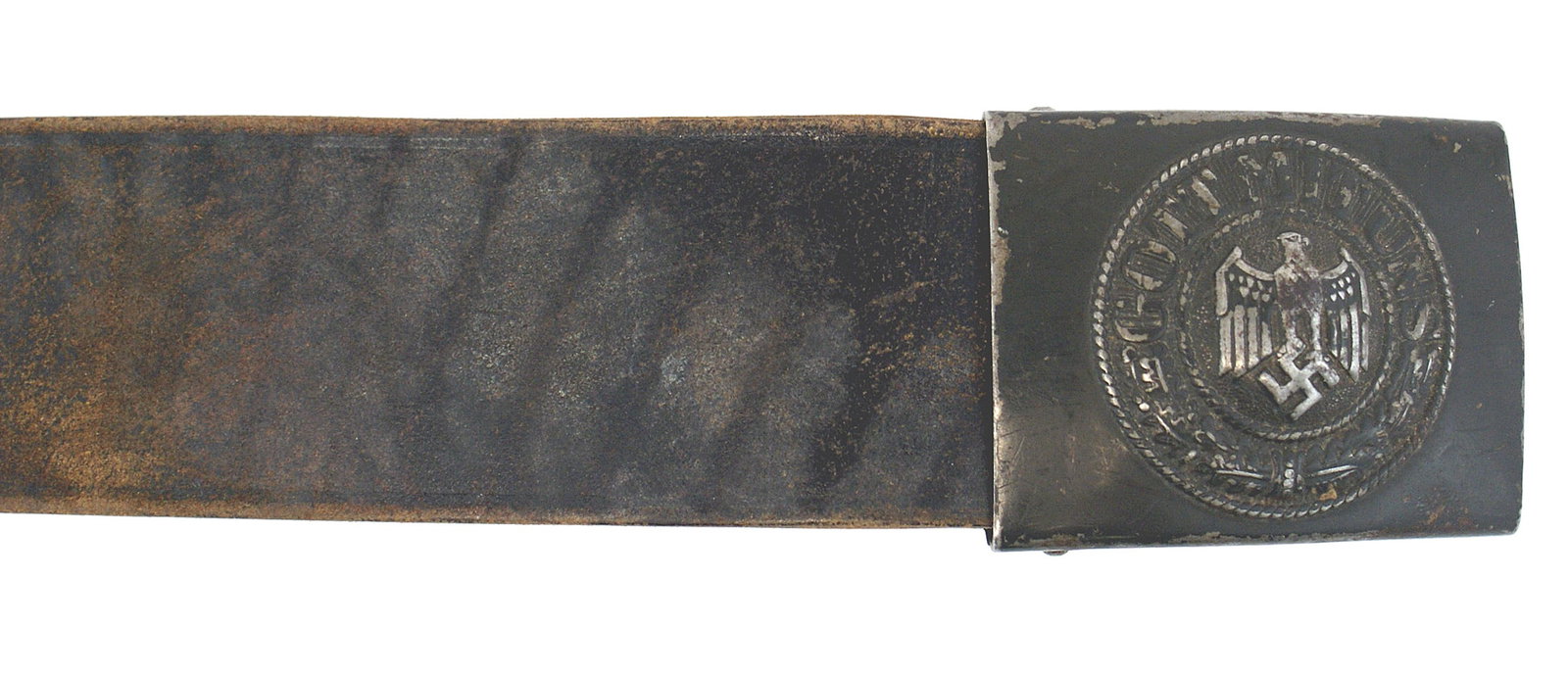 German WWII Navy EM belt and buckle: F-042 German Third-Reich Navy EM belt and buckle. Buckle is identical to the Army - but has a 90% dark blue-gray finish. Reverse is maker marked "N & H 1942". Belt shows some wear but is solid. Marked